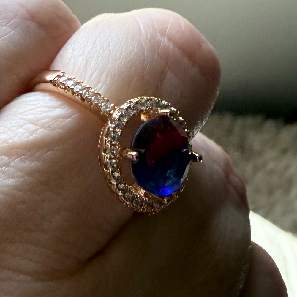 NEW! Pretty Bird Jewelry Gold Halo Ring with Pink Purple Center Stone size 8 - Picture 10 of 16